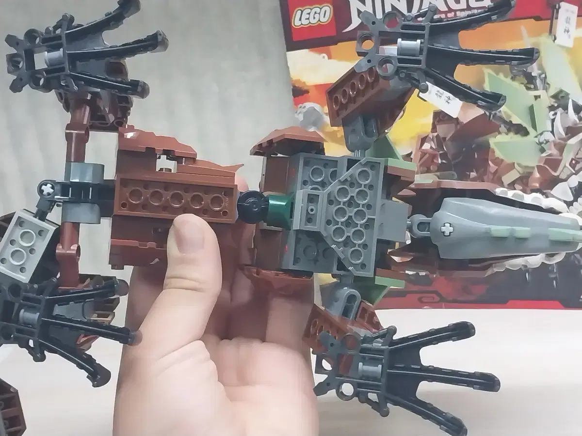 thumbnail-4
